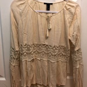 💜2 FOR $10💜 Cream Lace Peasant Top Forever 21